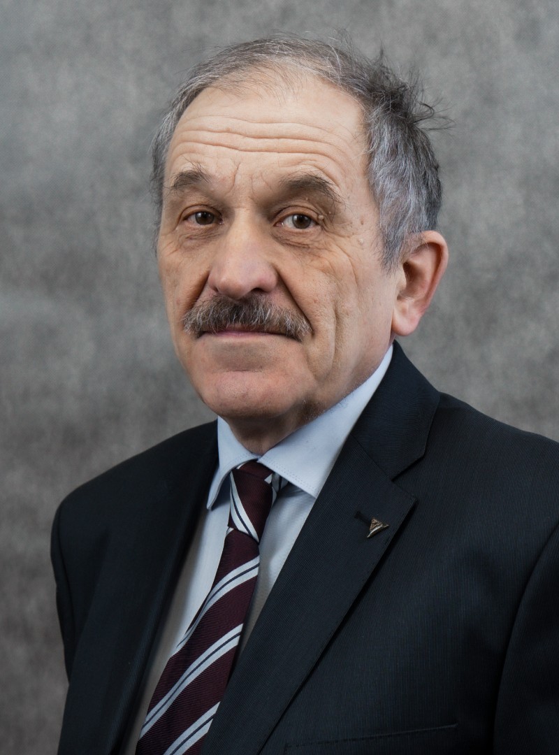 Малышев Юрий Авенирович