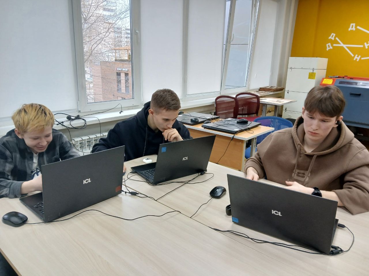 qG0sG4vjdx0.jpg qG0sG4vjdx0.jpg